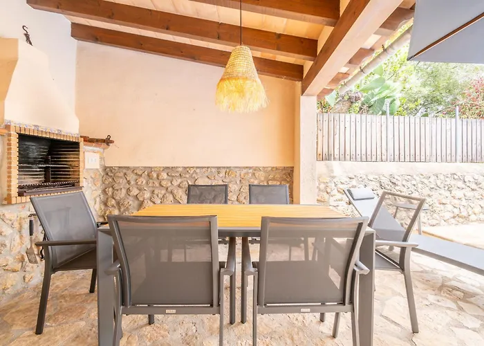 Semesterbostad Alica 8 *